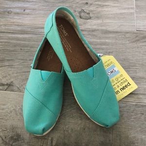 Teal Tom’s